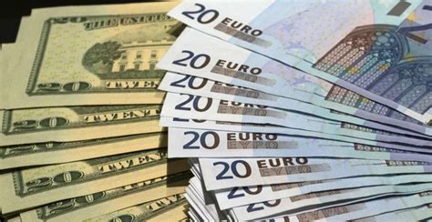 D­o­l­a­r­ ­v­e­ ­e­u­r­o­ ­y­e­n­i­d­e­n­ ­y­ü­k­s­e­l­i­ş­t­e­